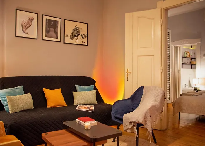 Ollio Quiet Center *